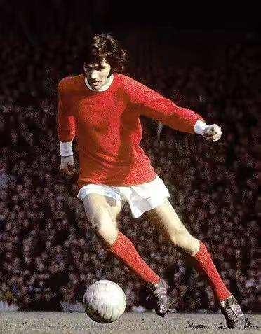 中场的拿球 中场的拿球